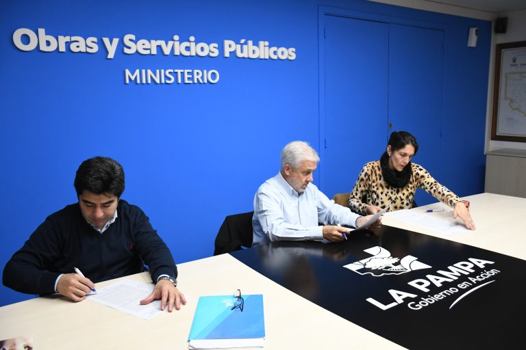 Dorila: firman convenio para la ejecución de infraestructura de desagüe pluvial con inversión de $7.5 millones