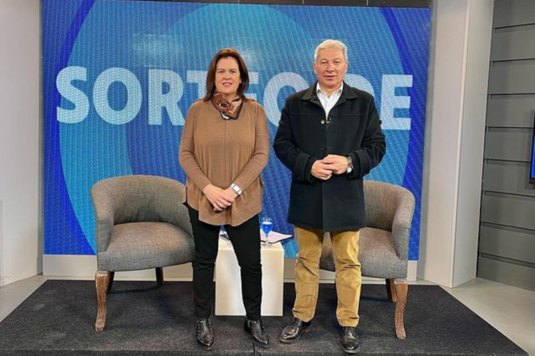 “Queda pendiente un sorteo para julio y está en construcción otro cupo de viviendas que comprenden 200 nuevas casas”, afirmó Fernanda Alonso