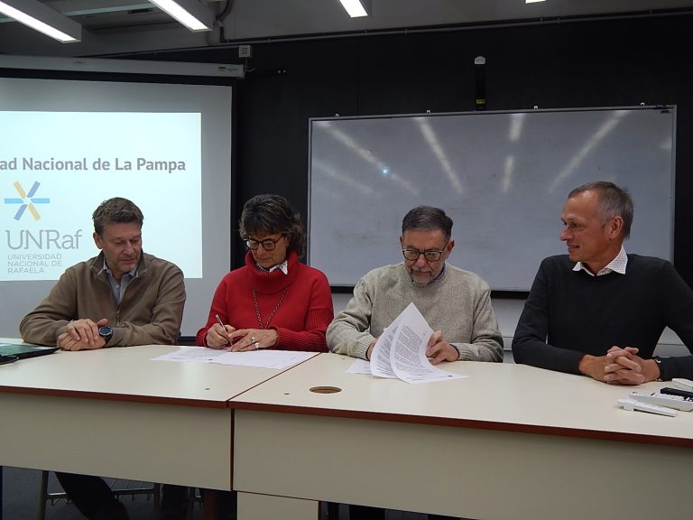 Nuevas fronteras en la educación: La Universidad de La Pampa, de Rafaela y Kaiserlautern, de Alemania, firman convenio de cooperación