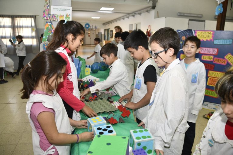 Más de 200 establecimientos educativos participaron de la Feria Institucional de Ciencias