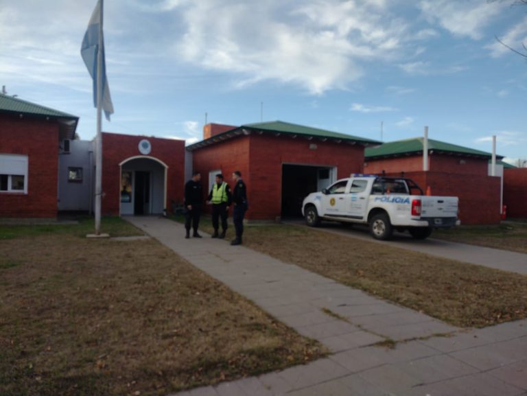 Foráneo ingresó a la casa de una adulta mayor en Maisonnave, le sustrajo dinero en efectivo y fue detenido por la policía