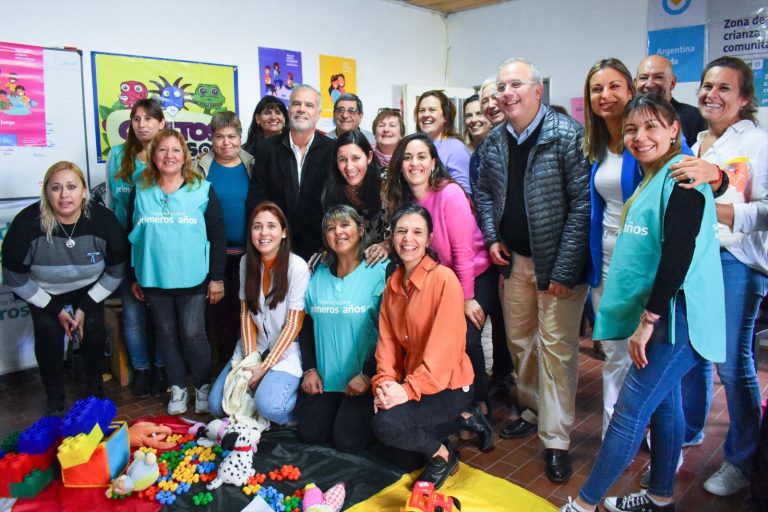 Estrechando Lazos: nueva zona de crianza comunitaria fortalece vínculo entre primera infancia y familias
