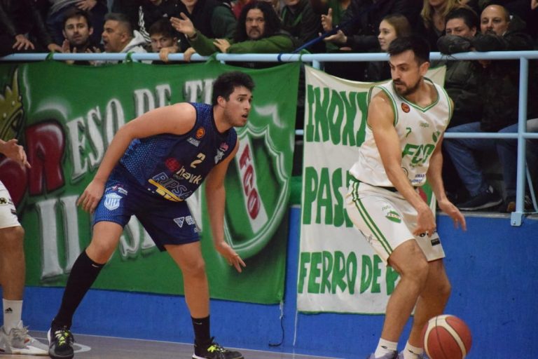 Sin Rattero ni Casacchia durante un cuarto y medio, Ferro perdió en Mar del Plata y habrá tercer juego