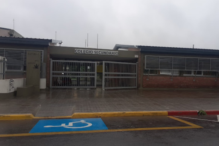 Barrio Plan Federal: El Colegio Secundario de Escuelas i inicia su propuesta de formación profesional