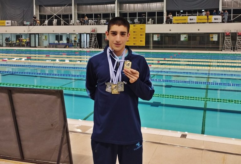 José Gramajo, el nadador pampeano, se corona campeón Argentino en el campeonato República de natación
