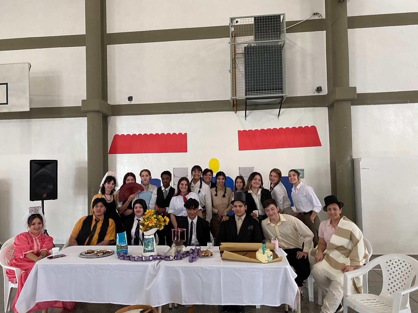 Emotiva conmemoración de la Independencia en el Colegio República de El Salvador: Unidos en tradición y celebración