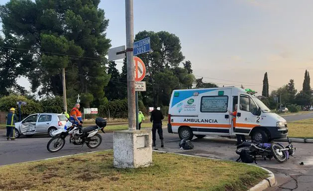 Murió el motociclista que chocó contra un auto en Santa Rosa