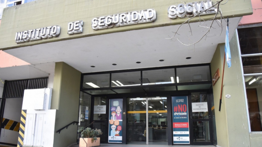 El instituto de seguridad social en La Pampa aseguró que “los aumentos jubilatorios solo se pueden calcular tras la liquidación del personal activo”