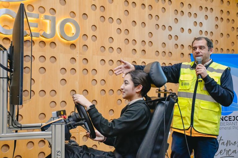 Conducción Consciente: Campaña de educación vial con tecnología de realidad virtual llega a los estudiantes de General Pico