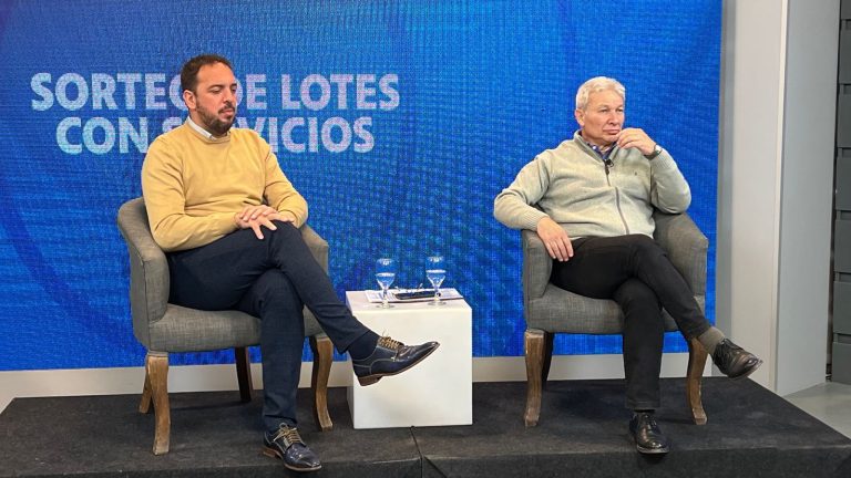 Adjudicación de “Lote Propio” para 40 familias de Santa Rosa