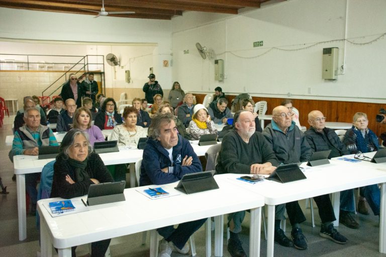 Protegiendo a los mayores: iniciativa contra estafas telefónicas se lleva a cabo en General Pico
