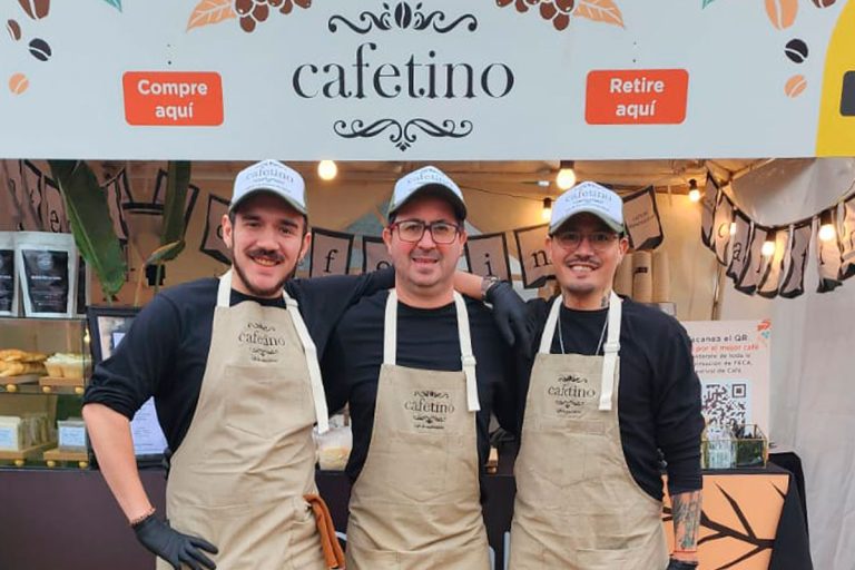 Cafetino, embajador pampeano en el festival más grande de café de Argentina