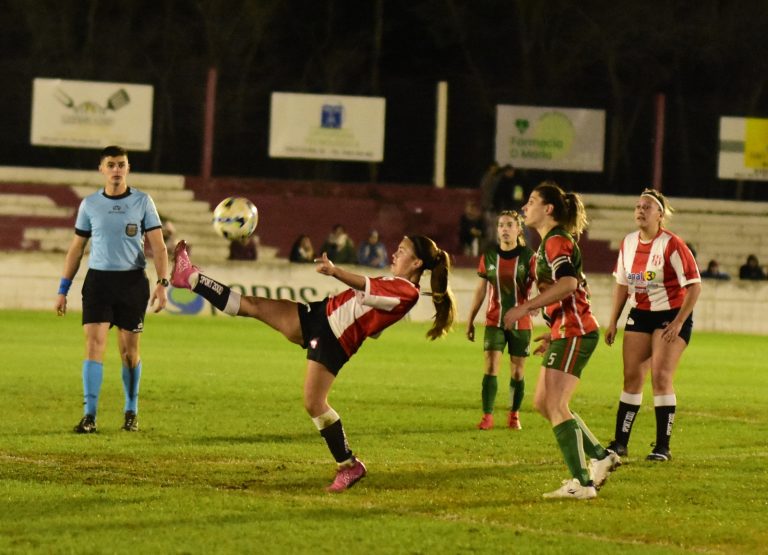 Rumbo a Vélez venció a Costa y sacó una buena diferencia en la Zona 1