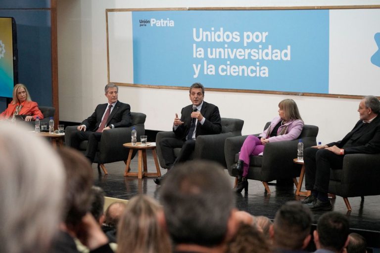 Massa: “Para Unión por la Patria la Universidad Pública es un orgullo y vamos a defenderla”
