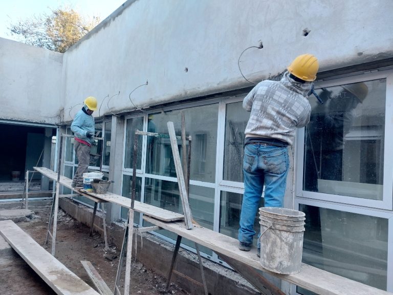 La UTI pediátrica muestra un 50% de avance en su construcción: “Esta intervención le otorga una impronta más moderna”, afirmó el inspector de la obra