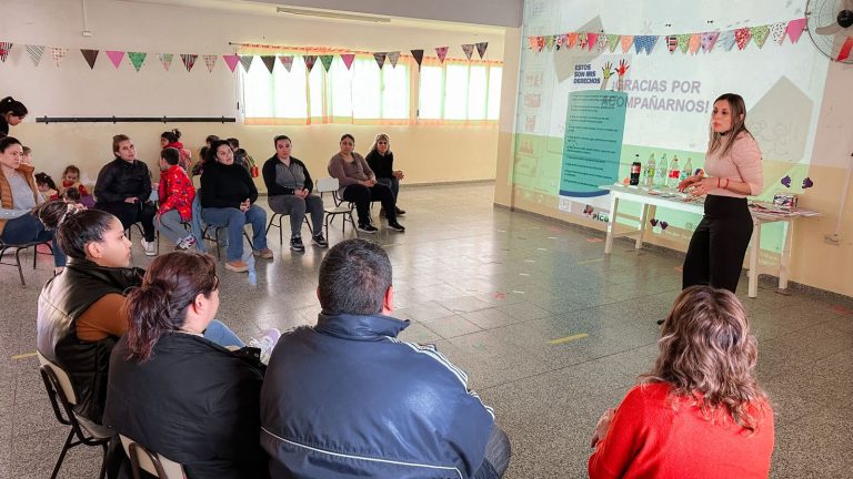 Brindaron talleres sobre alimentación en la infancia en los CDIs Rebeca y Burbujitas