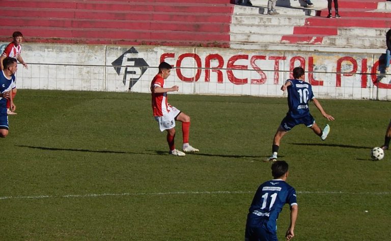 Costa Brava superó a Newbery y sigue liderando el Clausura junto a All Boys