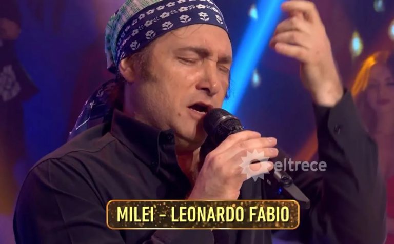 La faceta oculta de Javier Milei: imitó a Leonardo Favio y cantó en vivo en televisión