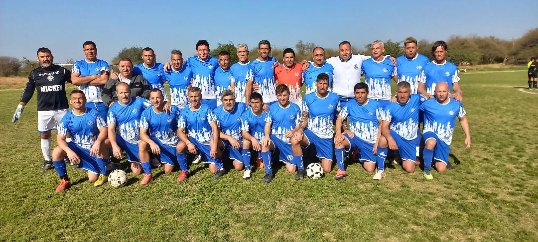 Finalizó el más grande de los campeonatos argentinos de fútbol de veteranos: AVFZNP, de General Pico, terminó subcampeón en la “Super senior”