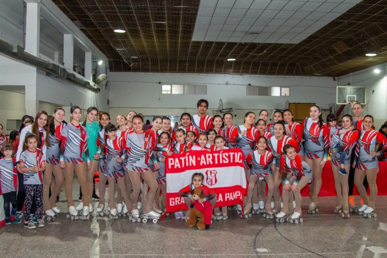 Con más de 200 patinadores del norte pampeano, se realizó la fecha zonal de patín artístico en Costa Brava