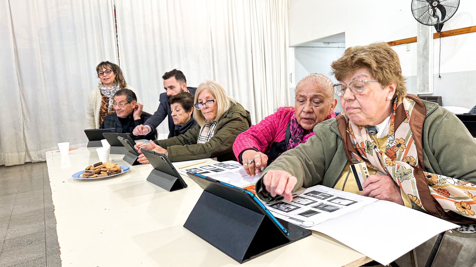 Prevención de Estafas: “Que no te la cuenten” tuvo su ante último encuentro con los adultos mayores de General Pico