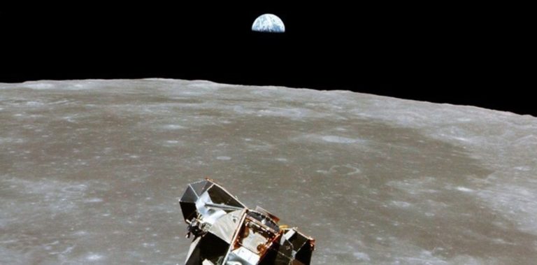 Lo que vieron los astronautas del Apolo 13 cuando dieron vuelta a la Luna