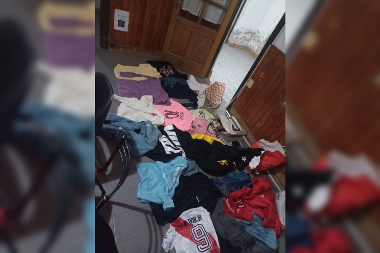 Robo en tienda de ropa en Alta Italia: Los autores trabajaban para una empresa constructora encargada de edificar viviendas