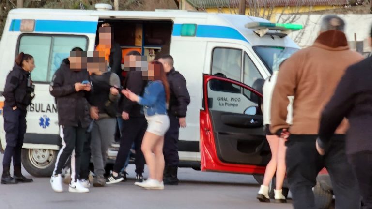 General Pico: en un grave suceso, dos personas, que serían jóvenes, resultaron heridas de arma de fuego