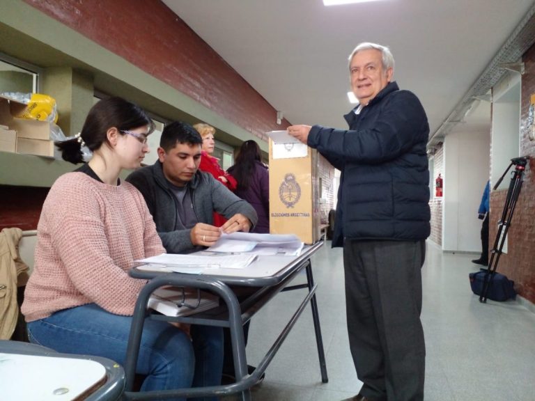 Votó Francisco Torroba y señaló que aspira a que se encuentre “el camino de los consensos y no de la discordia”
