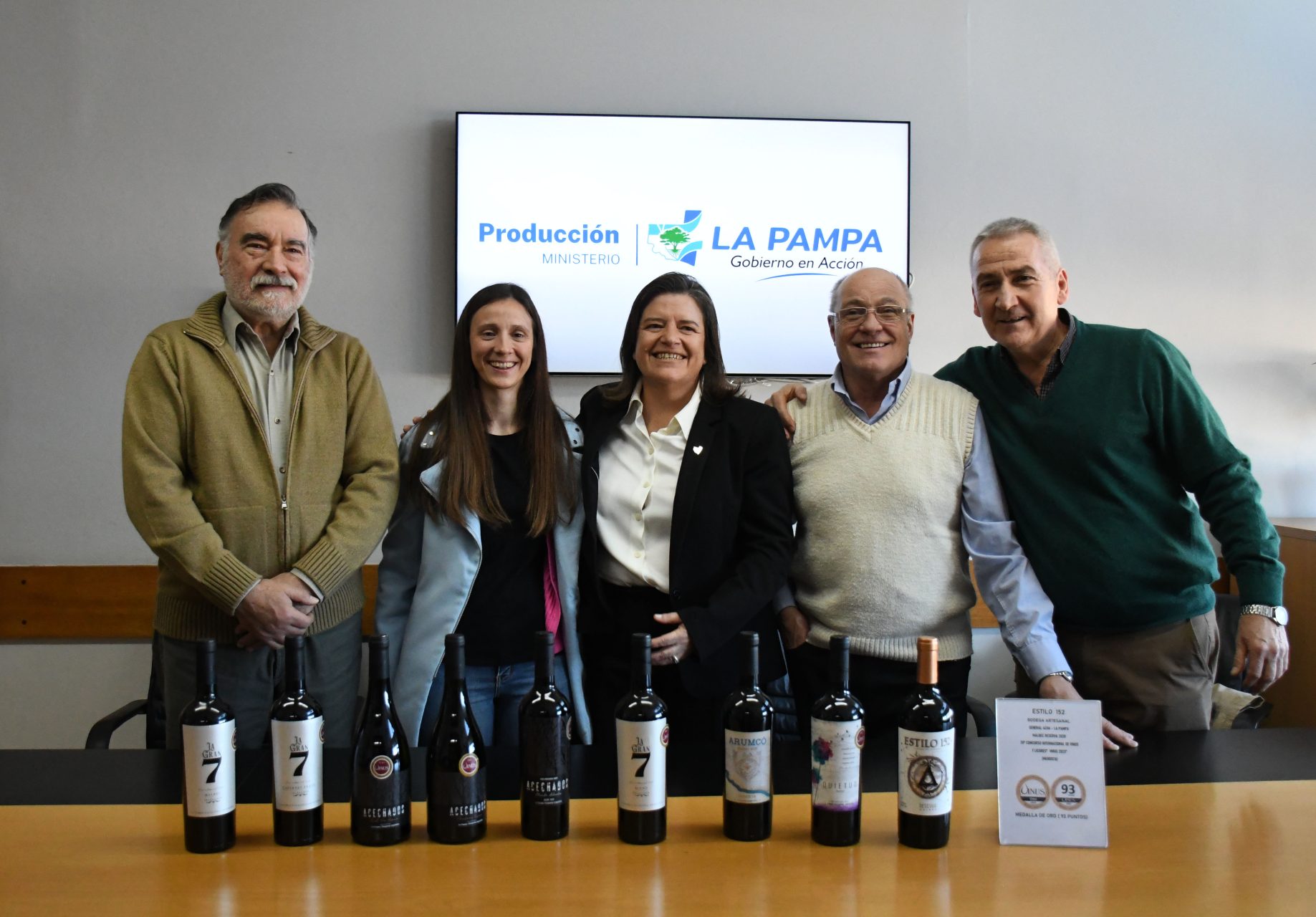Excelente participación de vitivinicultores pampeanos en un concurso internacional con 17 medallas ganadas