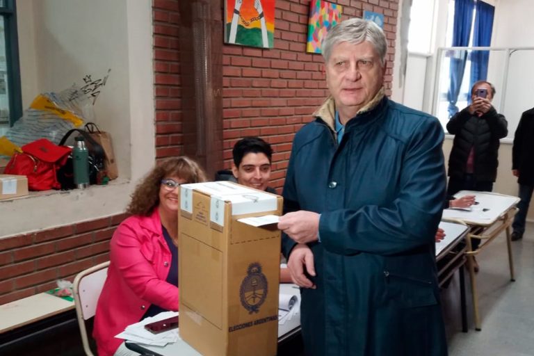 El gobernador Ziliotto votó y destacó la importancia de ser “tenidos en cuenta” por el gobierno nacional