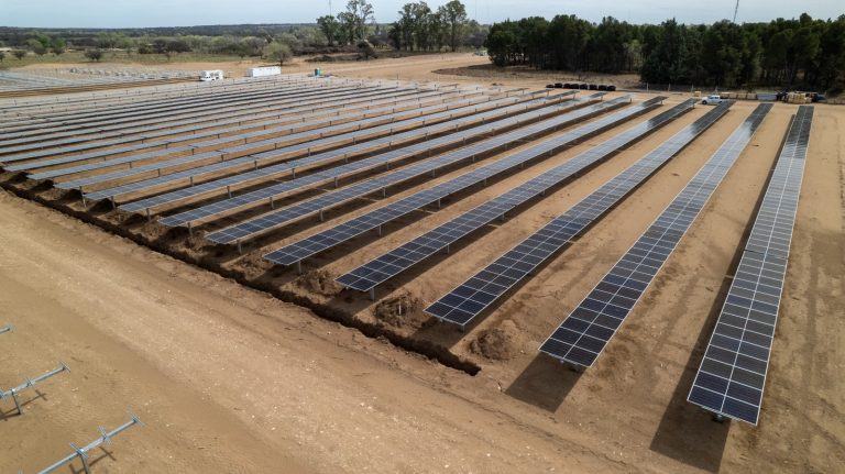 La Pampa avanza hacia la autonomía energética con el primer parque solar Fotovoltaico en Victorica