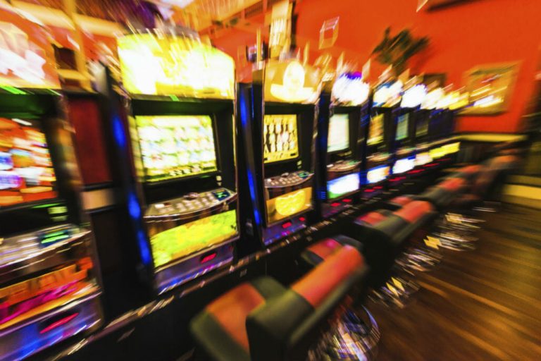 Las 4 tragaperras con dinero real con el RTP superior al 98 %