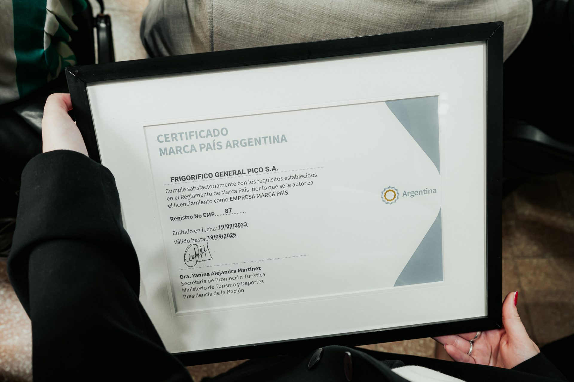 Frigorífico Pico y Ohra Pampa, primer frigorífico pampeano en recibir la distinción “Marca País”, por su labor para que la carne sea orgullo nacional e internacional