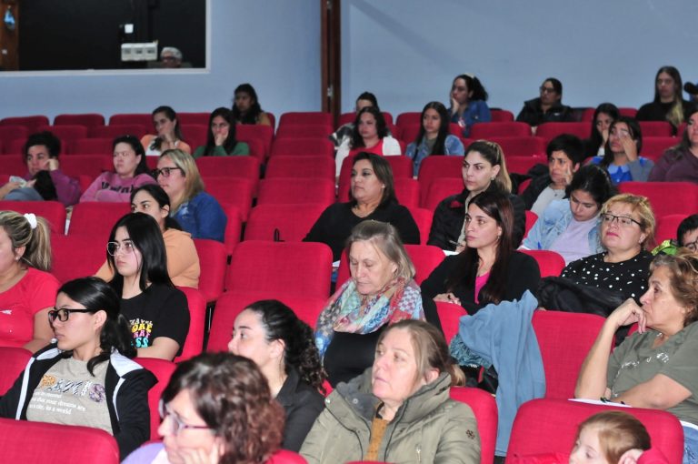 Se llevó a cabo en MEDANO una capacitación en cuidado profesional de niños y niñas