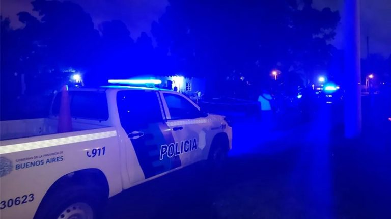 Conmoción en Lomas de Zamora: mató a golpes a su beba de dos meses y prendió fuego la casa con su familia adentro