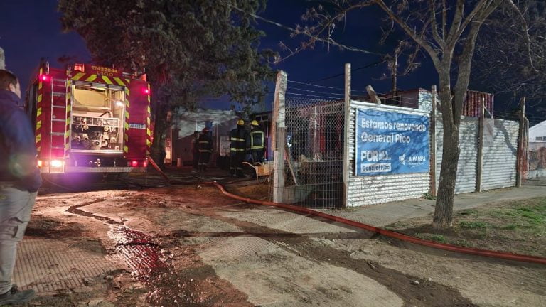 Se incendió un “contenedor oficina” en la obra de la cisterna de 5 millones de litros ubicada en CORPICO: investigan si fue intencional