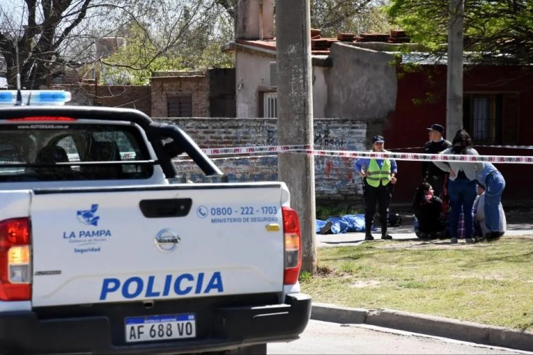 Fatal accidente en Santa Rosa: joven cadete perdió la vida tras caer de su moto por ataque epiléptico