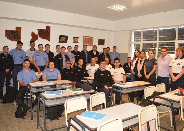 Finalizó el trayecto formativo sobre prevención de las violencias en el Instituto Superior Policial