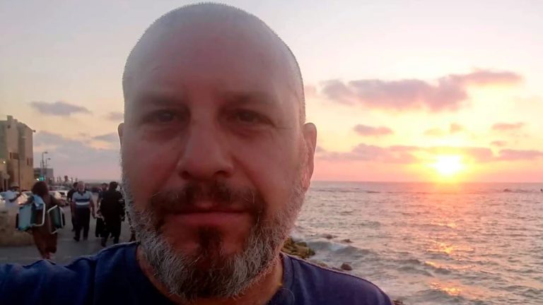 La familia argentina que se escondió para sobrevivir a los terroristas de Hamas que entraron a su casa