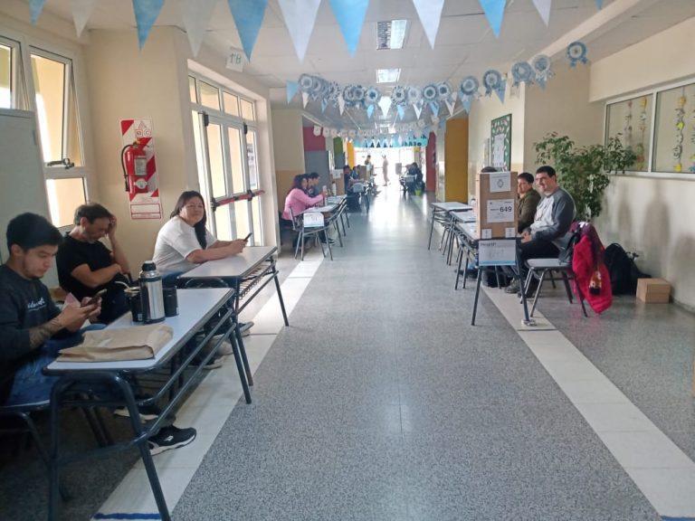 Se abrieron todas las escuelas y arrancaron los comicios en General Pico