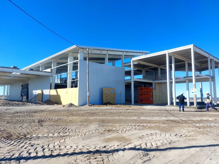 Producir, elaborar y comerciar en el lugar: expectativas de la Bodega Casa de Piedra