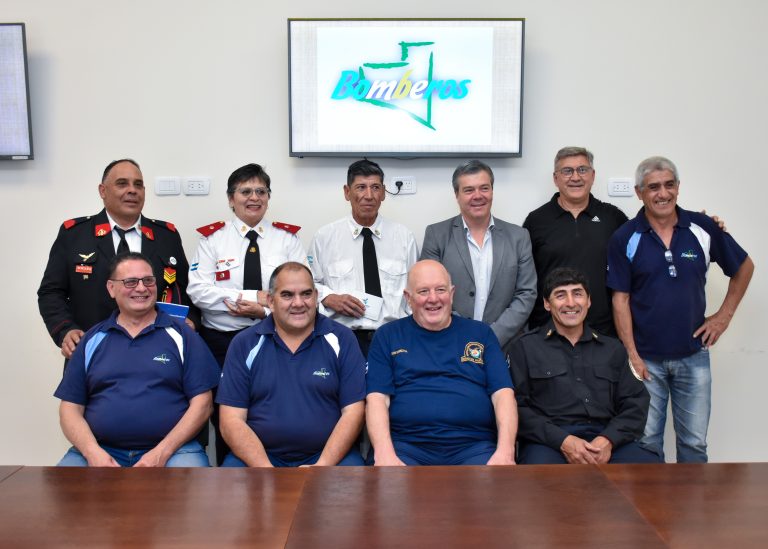 Una bombera de Martini, un bombero de Luiggi y otro de Victorica recibieron sus pensiones