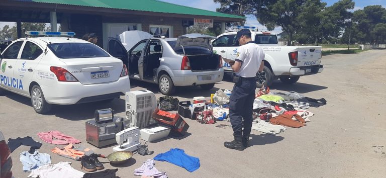 Trabajo en conjunto entre las Comisarías de Realicó y Castex permitió la detención de posibles delincuentes que robaron en una vivienda