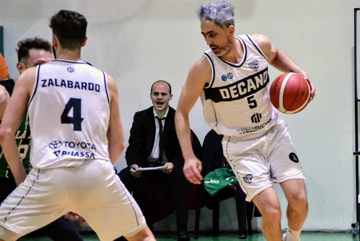 Partidazo de Pico FBC en Bahía Blanca para derrotar a Villa Mitre
