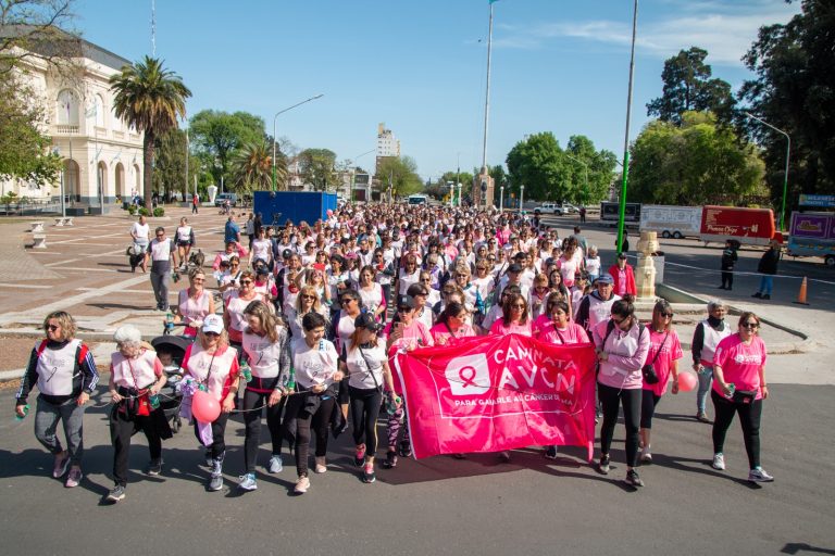 Masiva caminata de Lalcec en General Pico: “El objetivo es la prevención y la concientización”