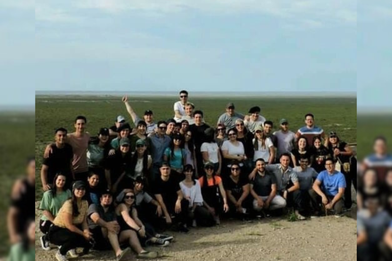 Estudiantes de la Facultad de Veterinarias recorrieron establecimientos agropecuarios y educativos en Santa Isabel y Malargüe