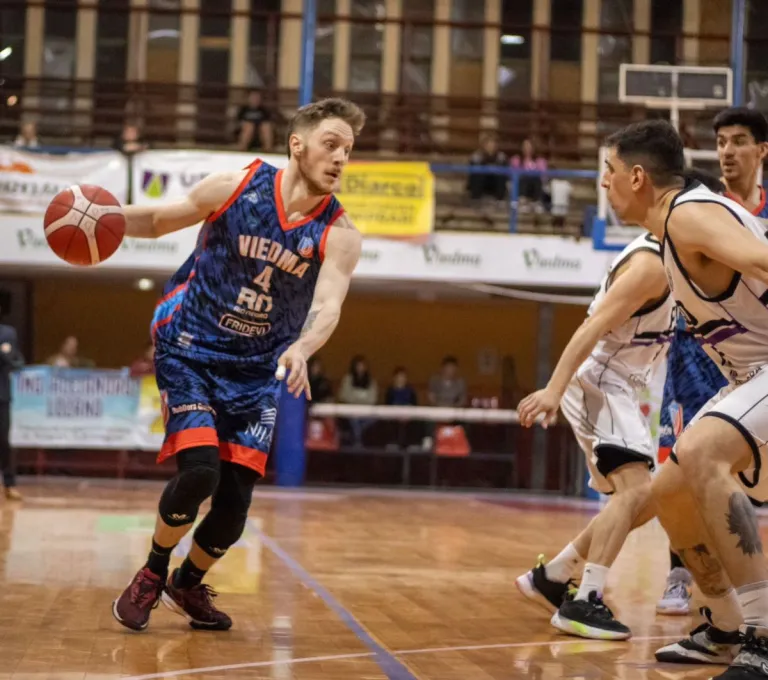 Liga Argentina de Básquet: Pico FBC perdió en su debut