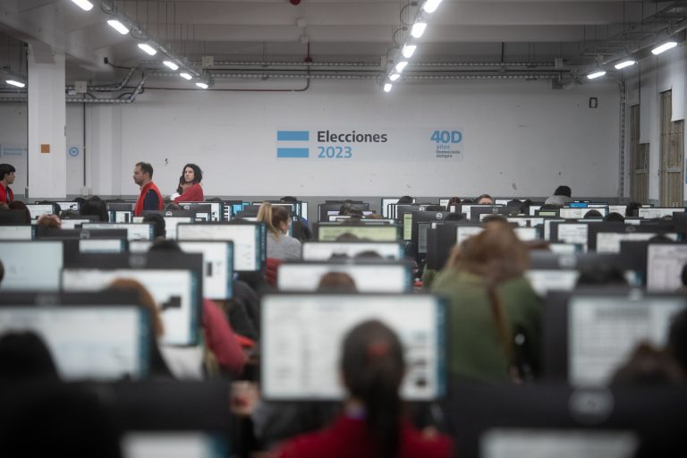 Los primeros resultados de las elecciones se conocerán después de las 22 del domingo