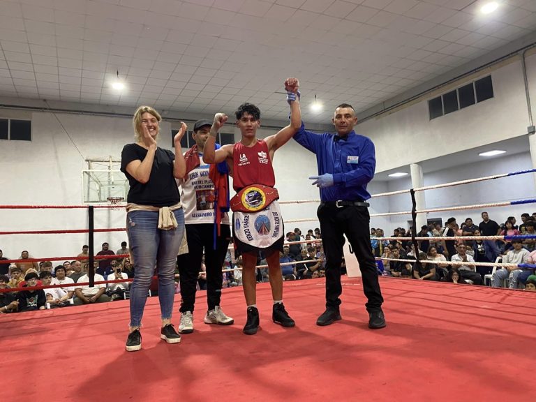 Después de 30 años, volvió el boxeo a Matienzo de Luiggi: Yañez, Hurdaniz y Alday ganaron títulos provinciales